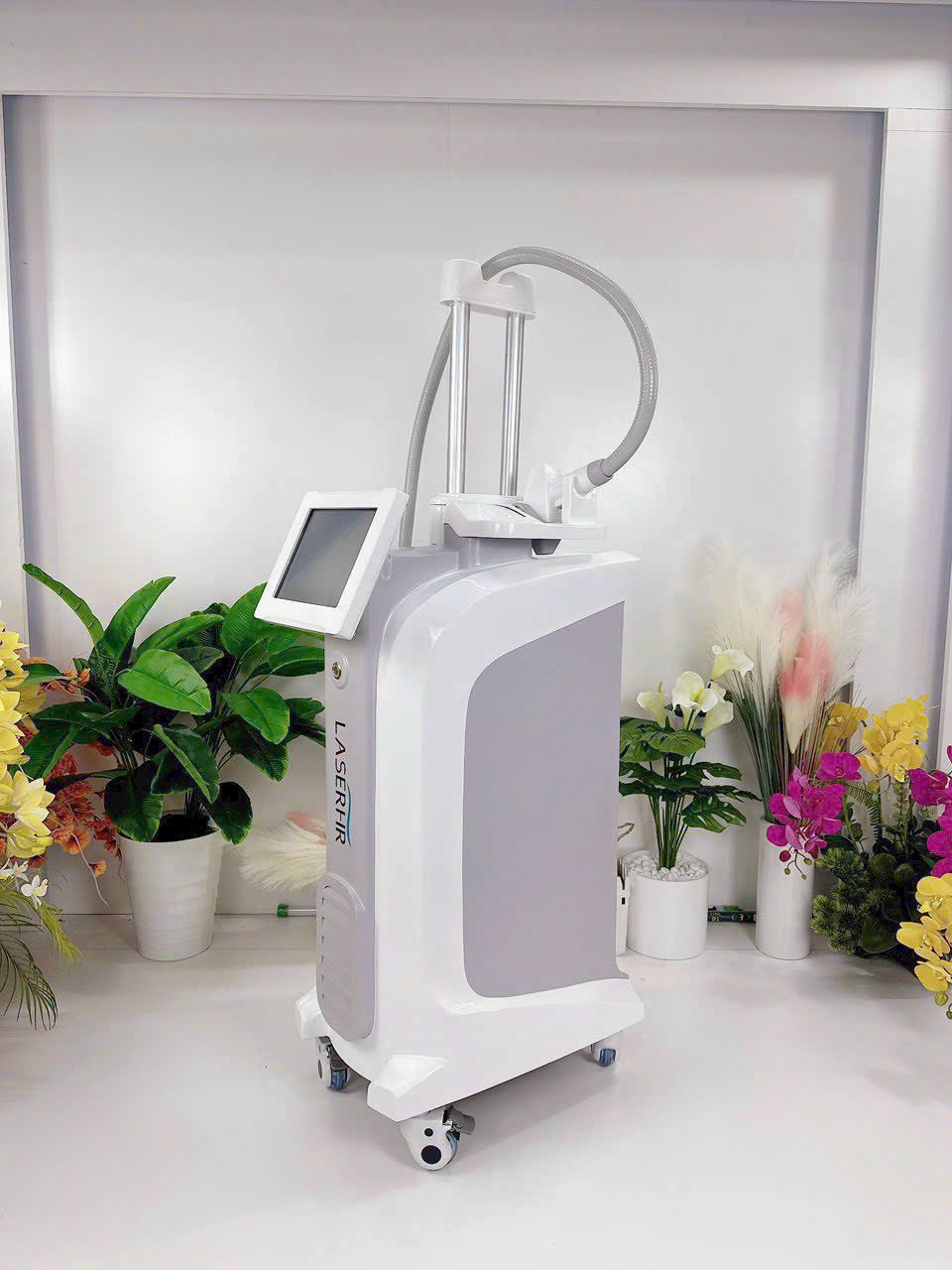 Máy triệt lông lạnh Diode Laser Bắc Kinh LASERHR